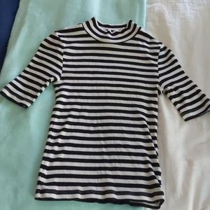 Black and white striped high neck quarter sleever.